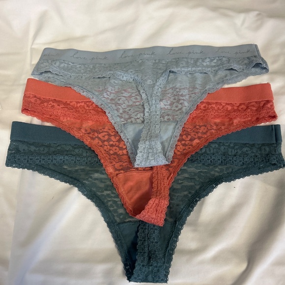 Victoria’s Secret PINK Thongs - Picture 2 of 6